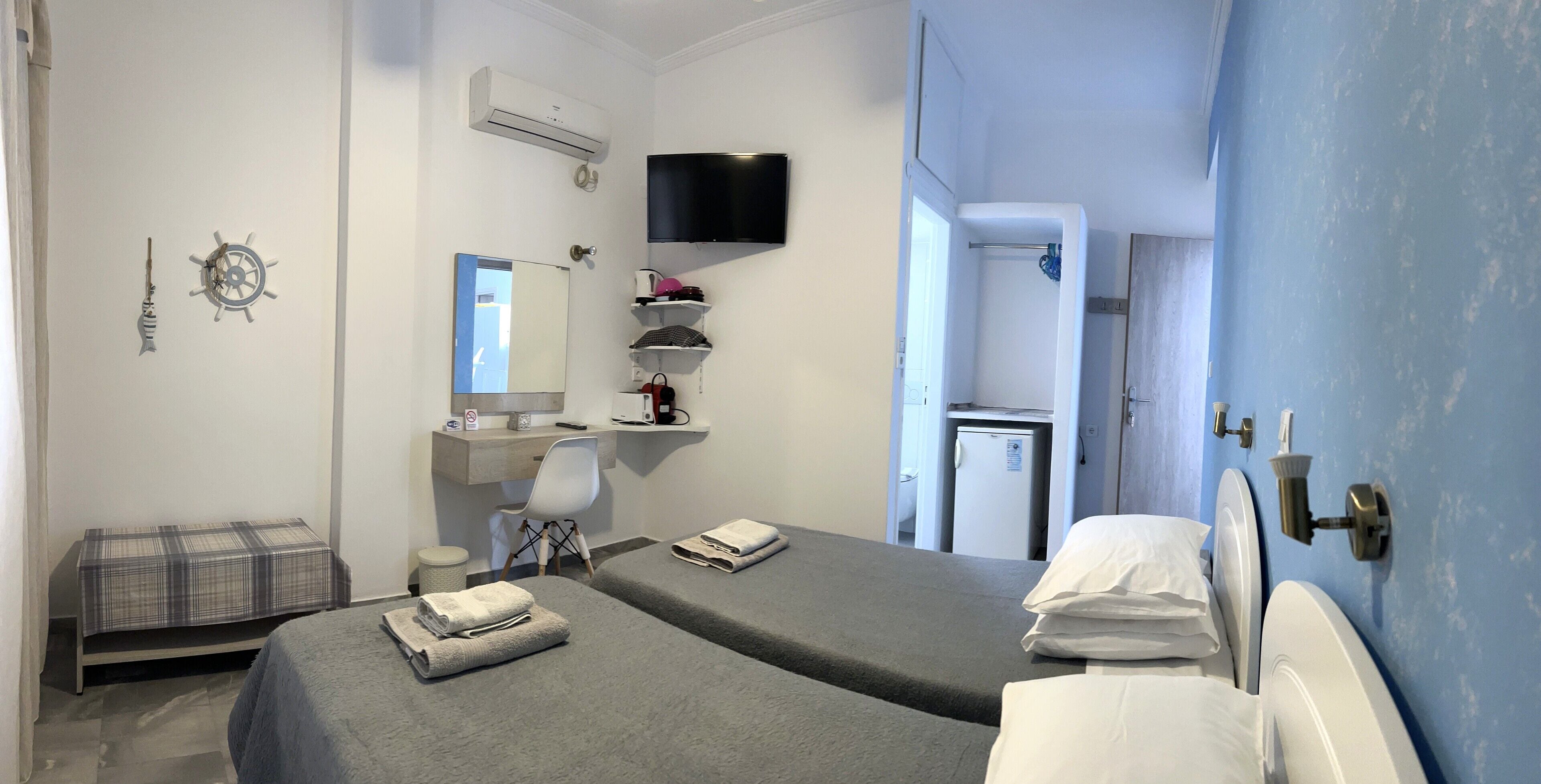 standard room | 1 bedroom, desk, blackout curtains, iron/ironing board