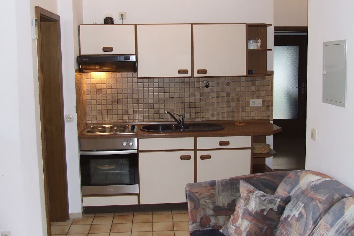 Standard Apartment, 1 Bedroom, Balcony | 1 bedroom, cribs (surcharge), rollaway beds, WiFi (free)