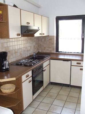Estudio, terraza | 1 dormitorio, cunas (de pago), camas supletorias y wifi gratis