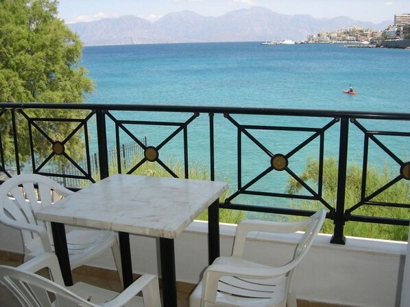 Superior-Apartment, Meerblick | Blick vom Balkon