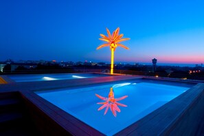 Seasonal outdoor pool, pool umbrellas, pool loungers - Hotel Di Giovanni (San Michele al Tagliamento)