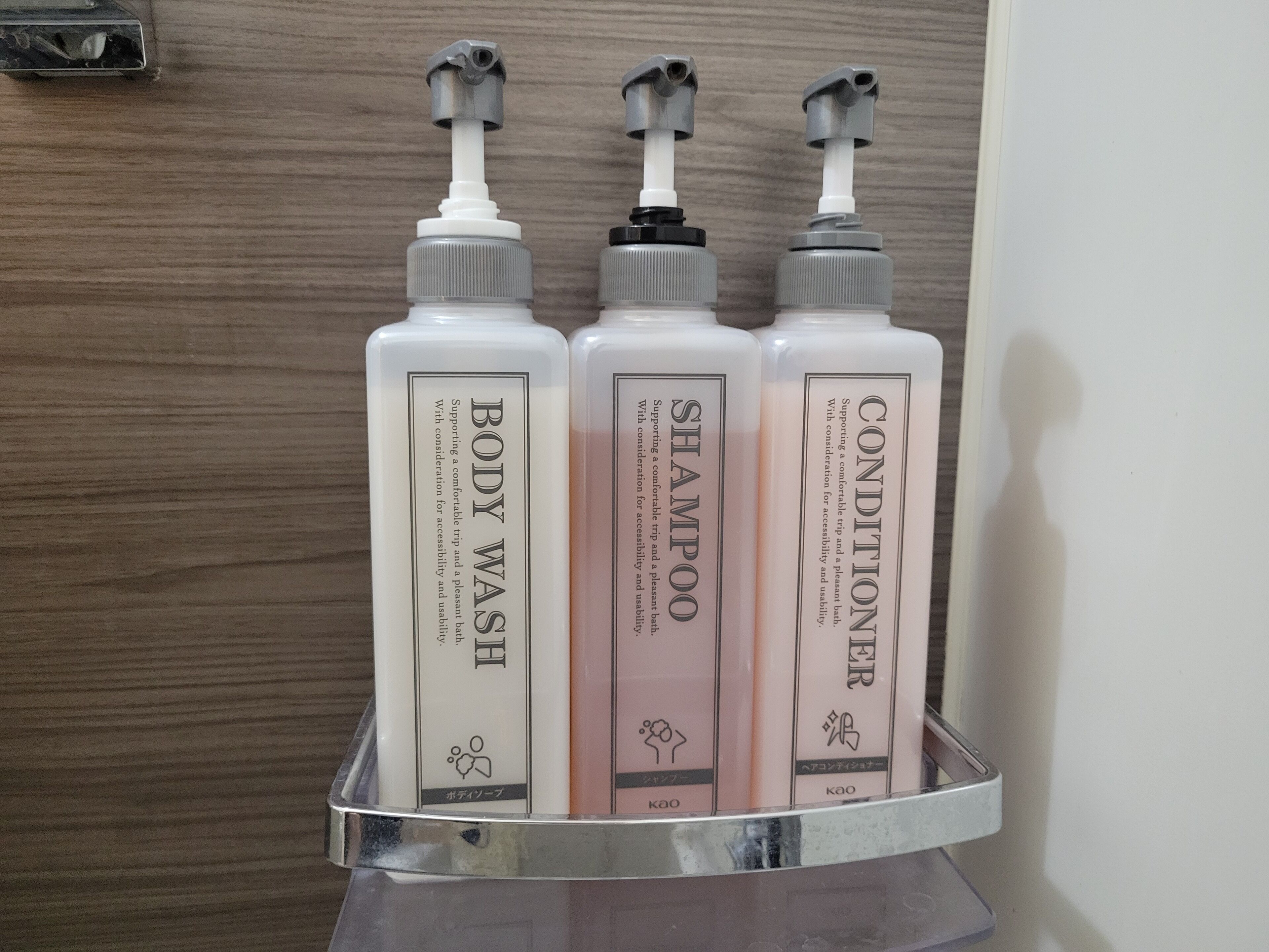 combined shower/bathtub, free toiletries, hair dryer, bathrobes