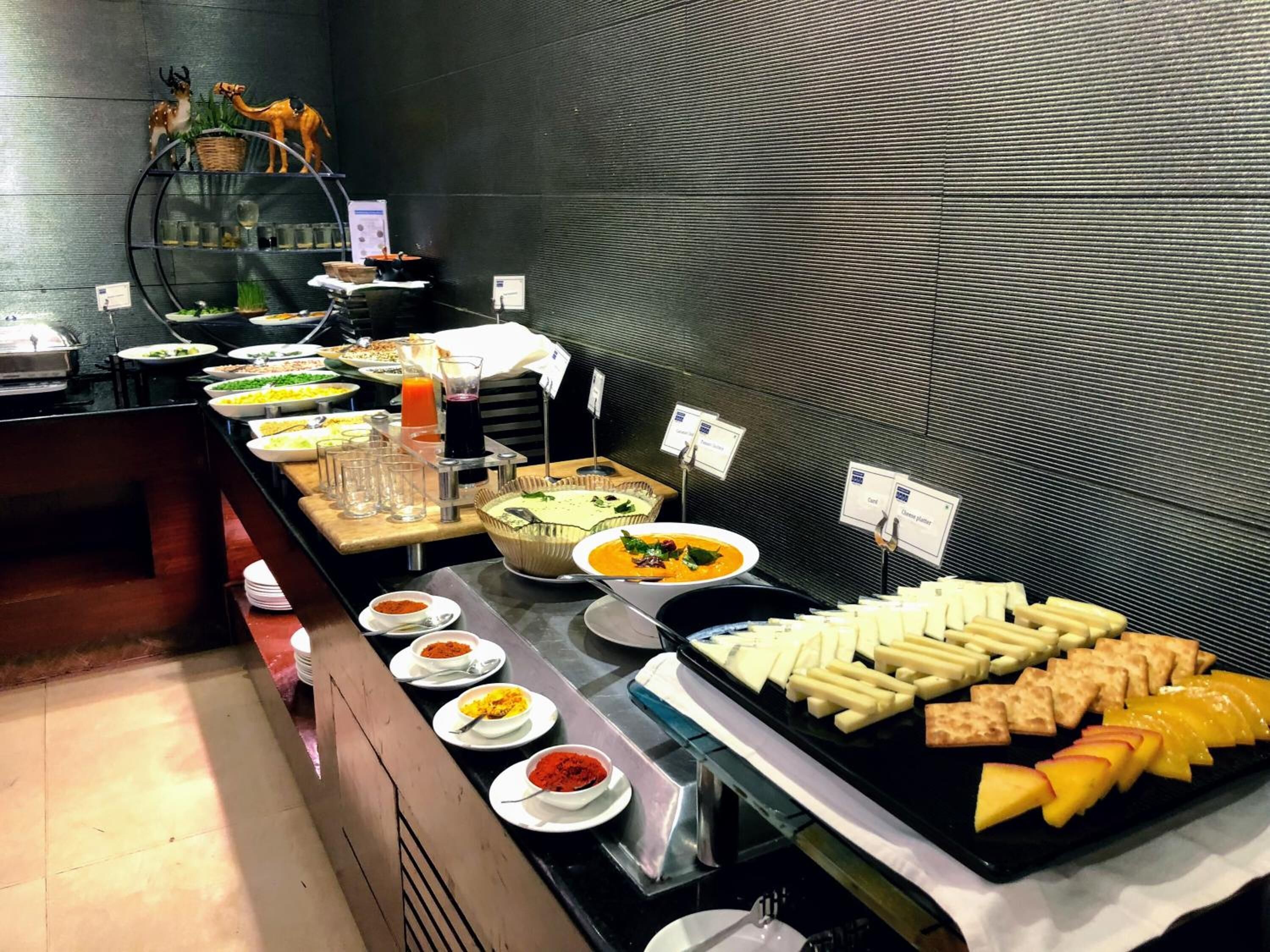 breakfast, lunch and dinner served