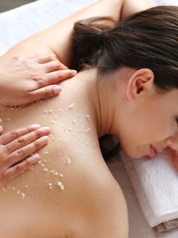 Couples treatment rooms, body treatments, aromatherapy, body scrubs