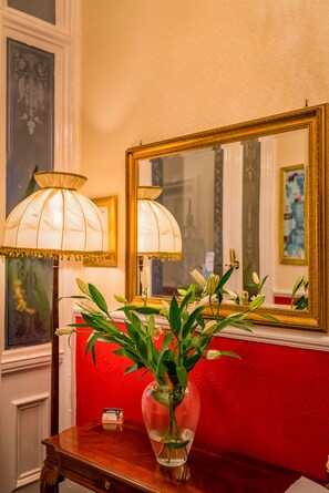 Interior detail - Strathallan Guest House (Edinburgh)