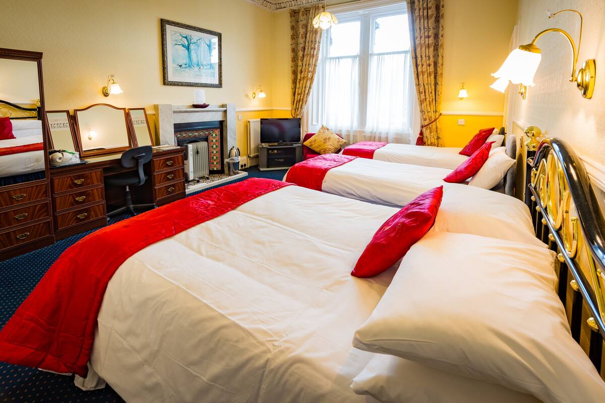 Superior Triple Room (Room 3) | Iron/ironing board (on request), cribs (free), WiFi (free), bed sheets