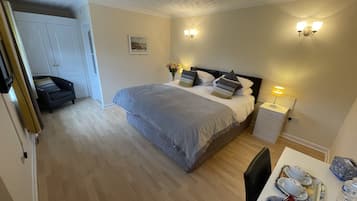 Superior Double or Twin Room, Ensuite | WiFi