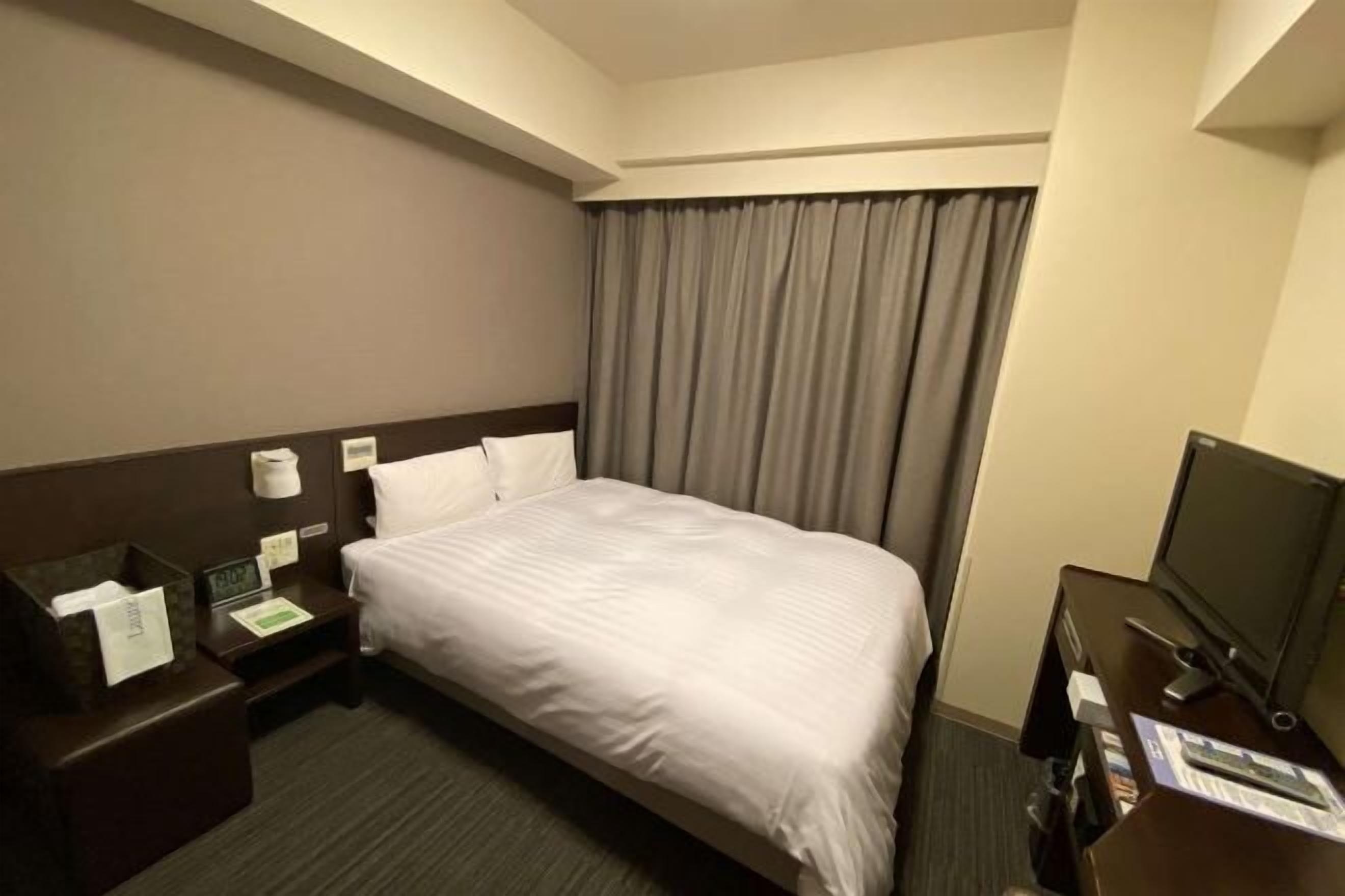 Luxe beddengoed, donsdekens, een strijkplank/strijkijzer, gratis wifi