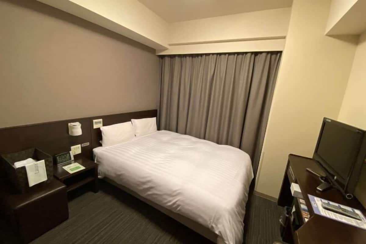 Luxe beddengoed, donsdekens, een strijkplank/strijkijzer, gratis wifi