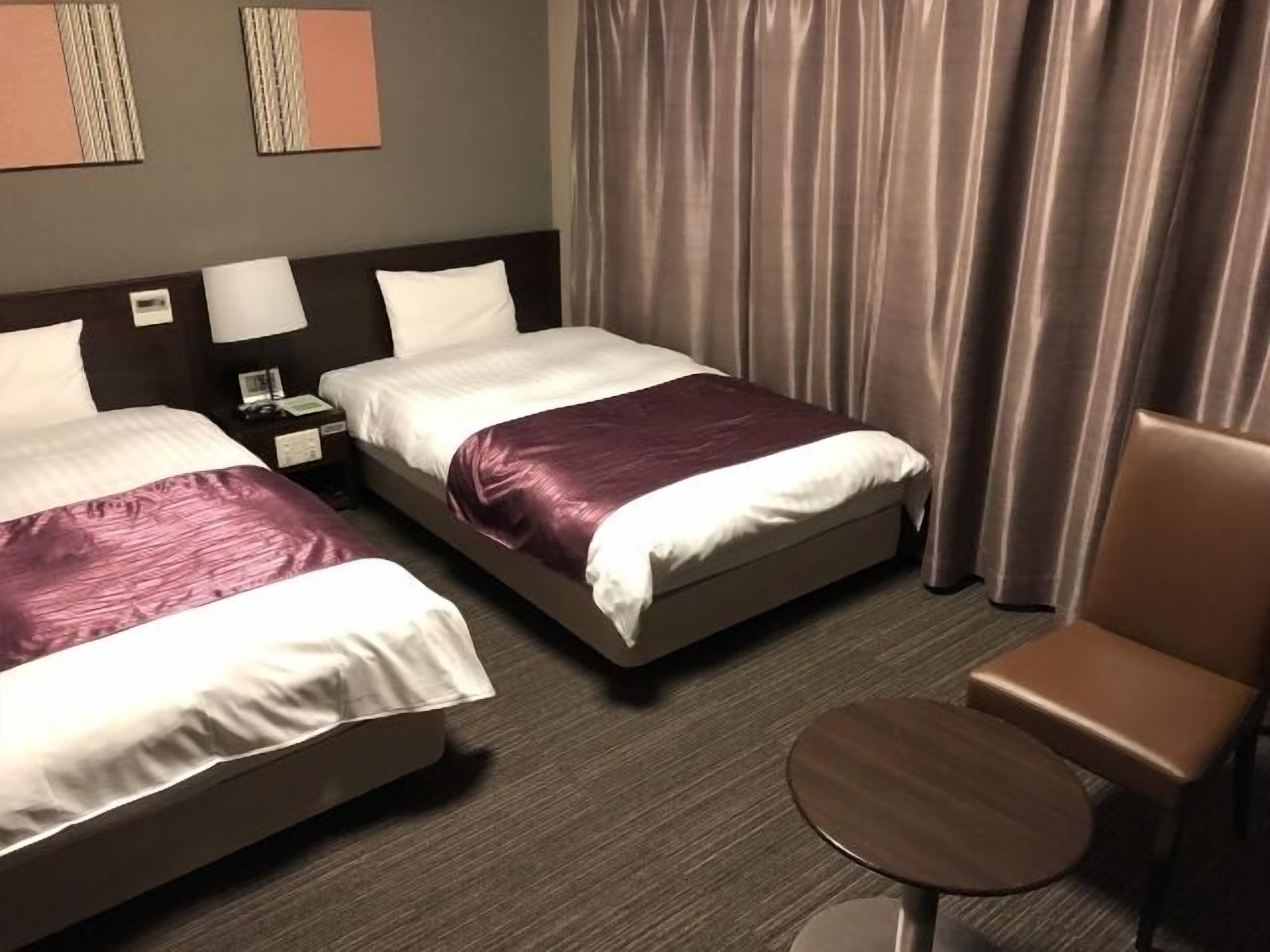 Luxe beddengoed, donsdekens, een strijkplank/strijkijzer, gratis wifi