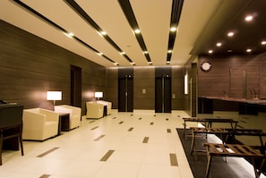 Lobby - Dormy Inn Hakata Gion Natural Hot Spring (Fukuoka)