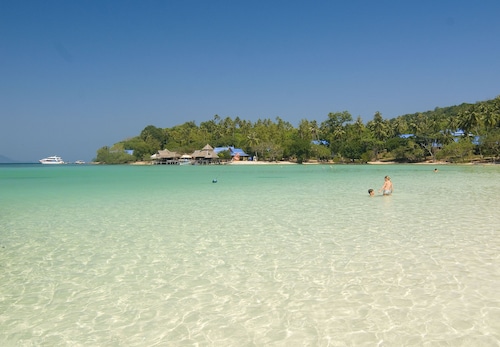 Koh Talu Island Resort