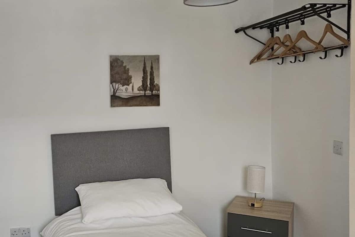 Standard Single Room, Ensuite