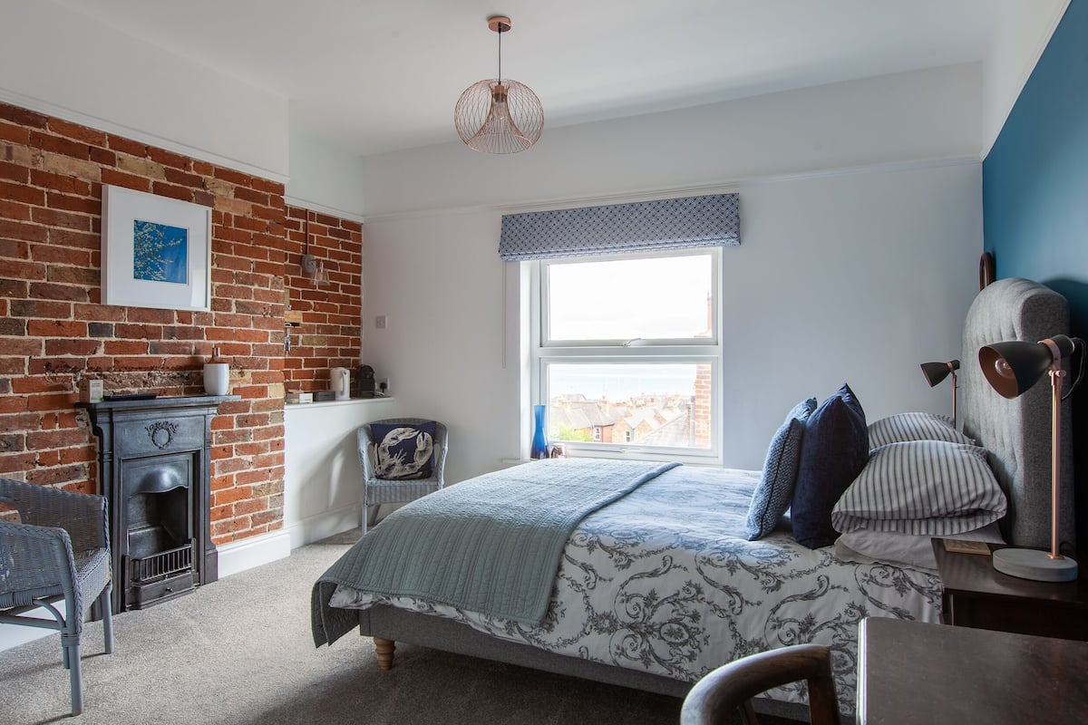 Double Room, Ensuite, Sea View (King Ensuite) | Premium bedding, minibar, desk, soundproofing