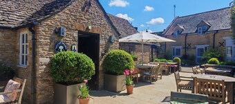 The White Horse Inn