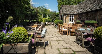 The White Horse Inn
