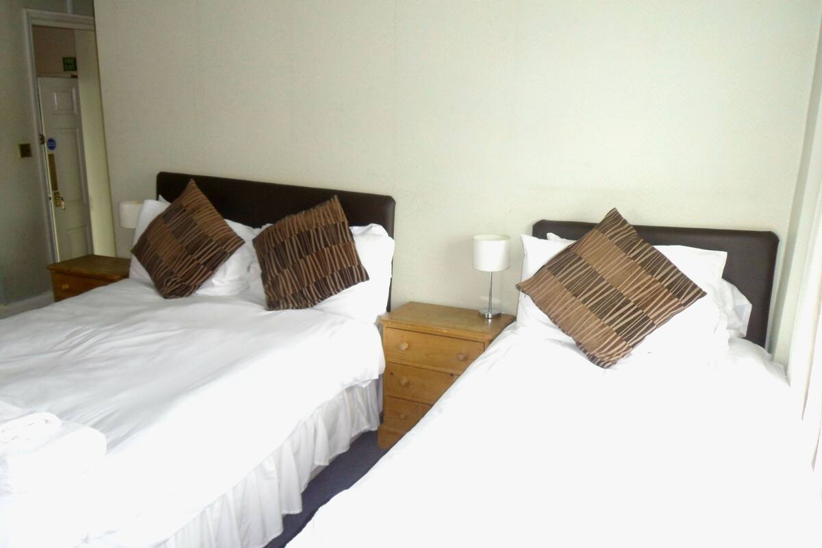 Family Triple Room, Ensuite