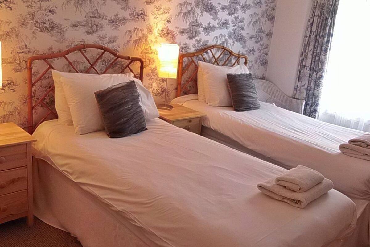 Twin Room, Ensuite