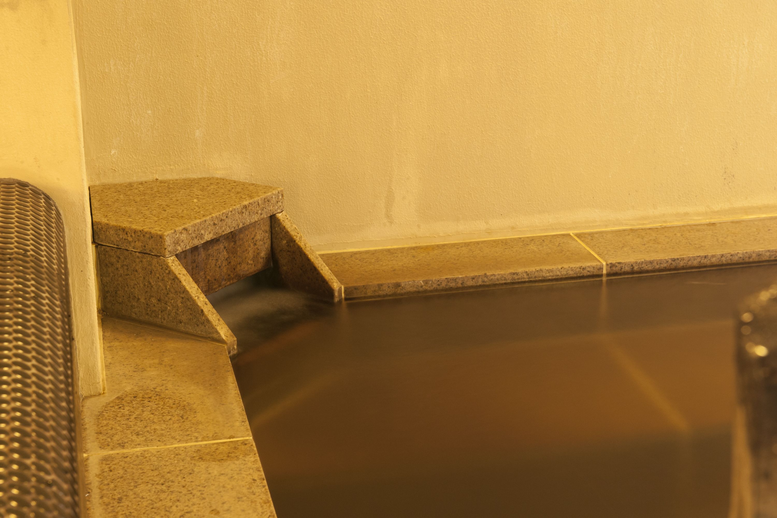 Bồn tắm spa trong nhà