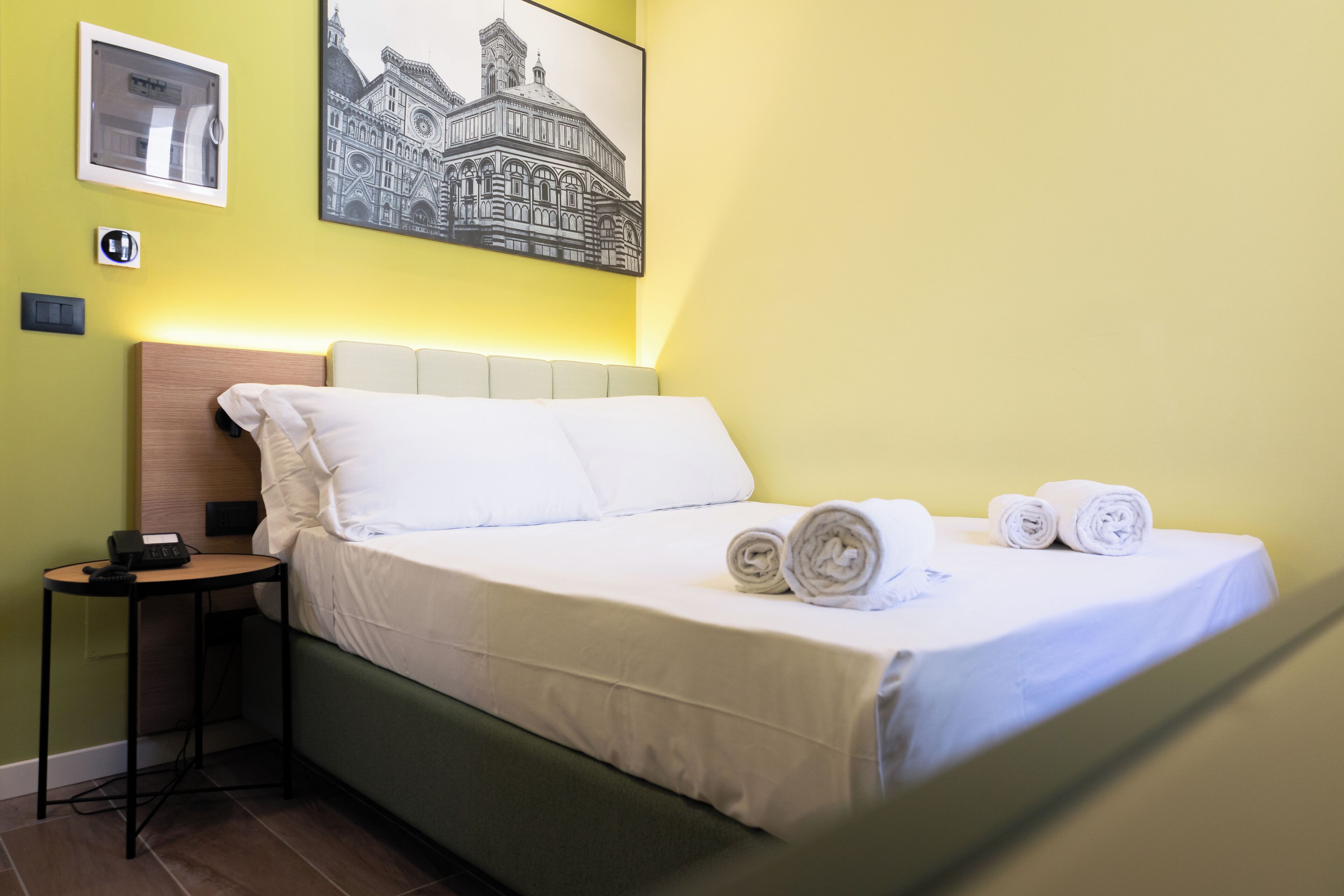 Minibar, in-room safe, free WiFi, bed sheets