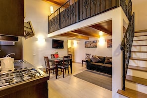 Apartment, 2 Bedrooms | Living room | 32-inch LCD TV with satellite channels, TV