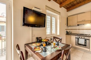 Studio, Balcony | In-room dining - Aurelia Vatican Apartments (Rome)