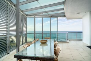 Leilighet, 4 soverom (Skyhome) | Balkong