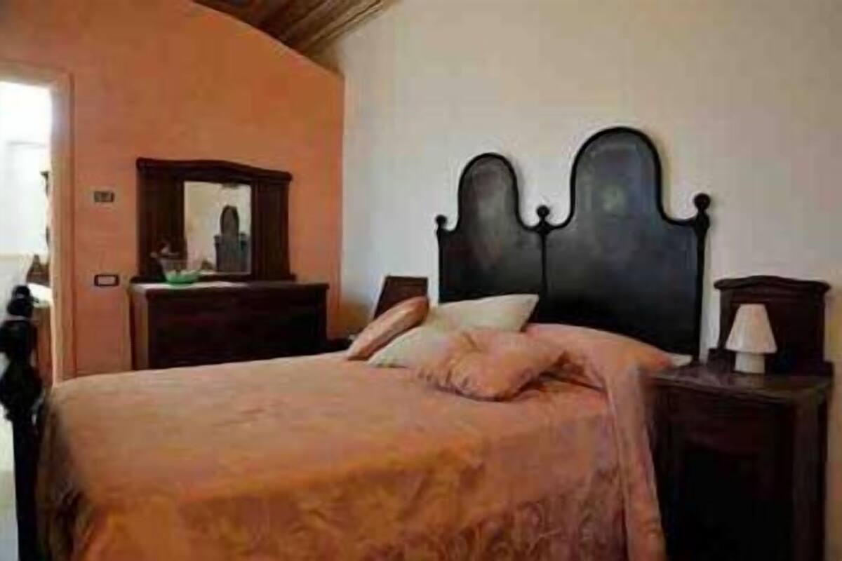 In-room safe, free cots/infant beds, rollaway beds, free WiFi