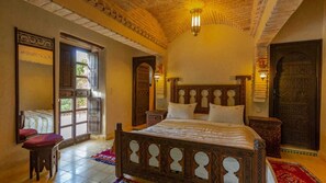 Standard Suite | Free minibar items, in-room safe, laptop workspace, iron/ironing board - Riad Jnane Ines (Machraa El Ain)