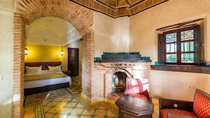 Standard Suite | Living area | Fireplace