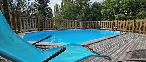 Alberca al aire libre por temporada