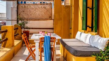 Maison (YELLOW) | 1 chambre, Wi-Fi gratuit, draps fournis