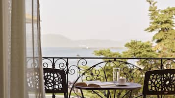 Suite, vista al mar | Vista a la playa o el mar