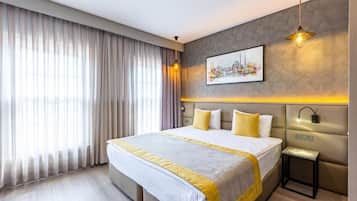Annex Family Suite, 2 Bedrooms | ์ด์งํธ์ฐ ๋ฉด ์ํธ, ๊ณ ๊ธ ์นจ๊ตฌ, ๋ฏธ๋๋ฐ, ๊ฐ์ค ๋ด ๊ธ๊ณ
