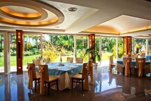 Banquet hall - Hotel Ares (Pontinia)