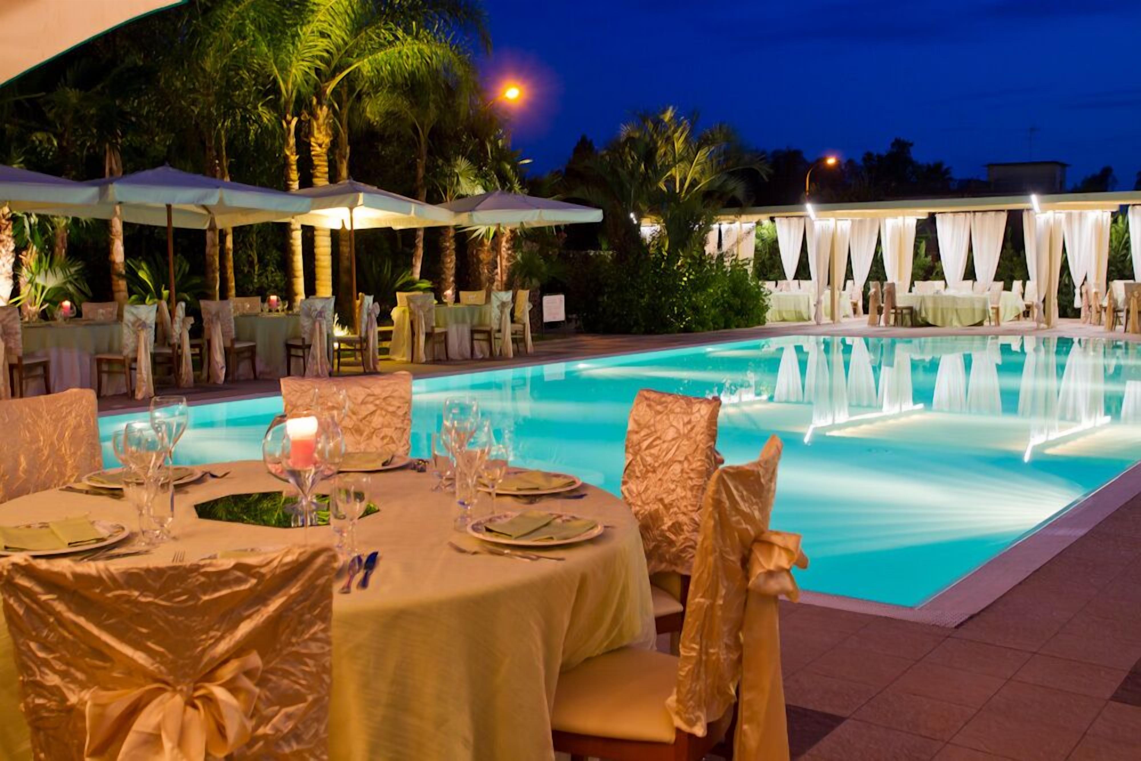 breakfast, lunch, dinner served; italian cuisine, pool views