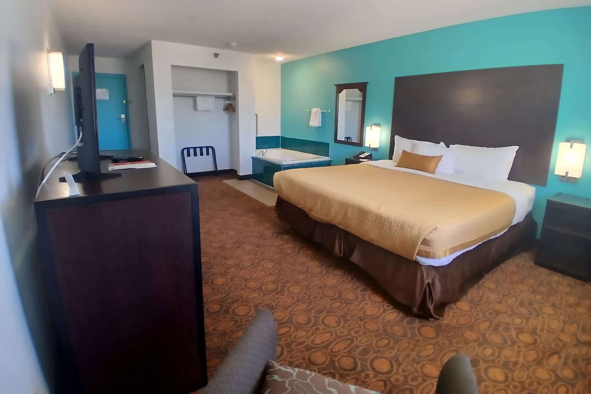 Desk, iron/ironing board, free WiFi, bed sheets