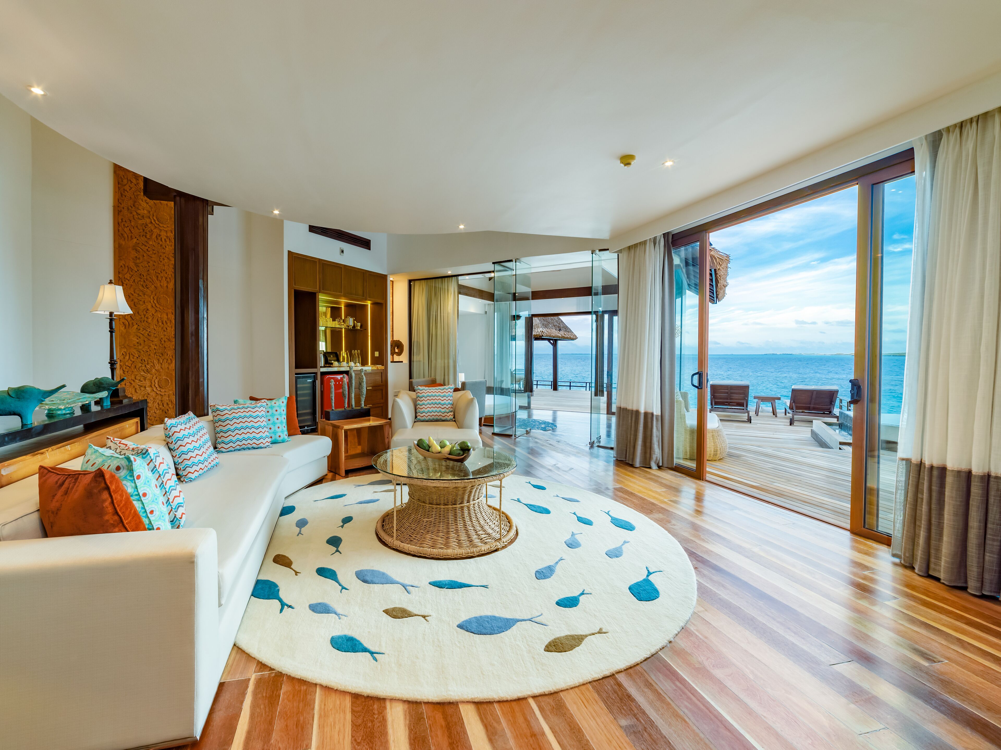 Televisión LCD 55 pulgadas con canales de televisión vía satélite