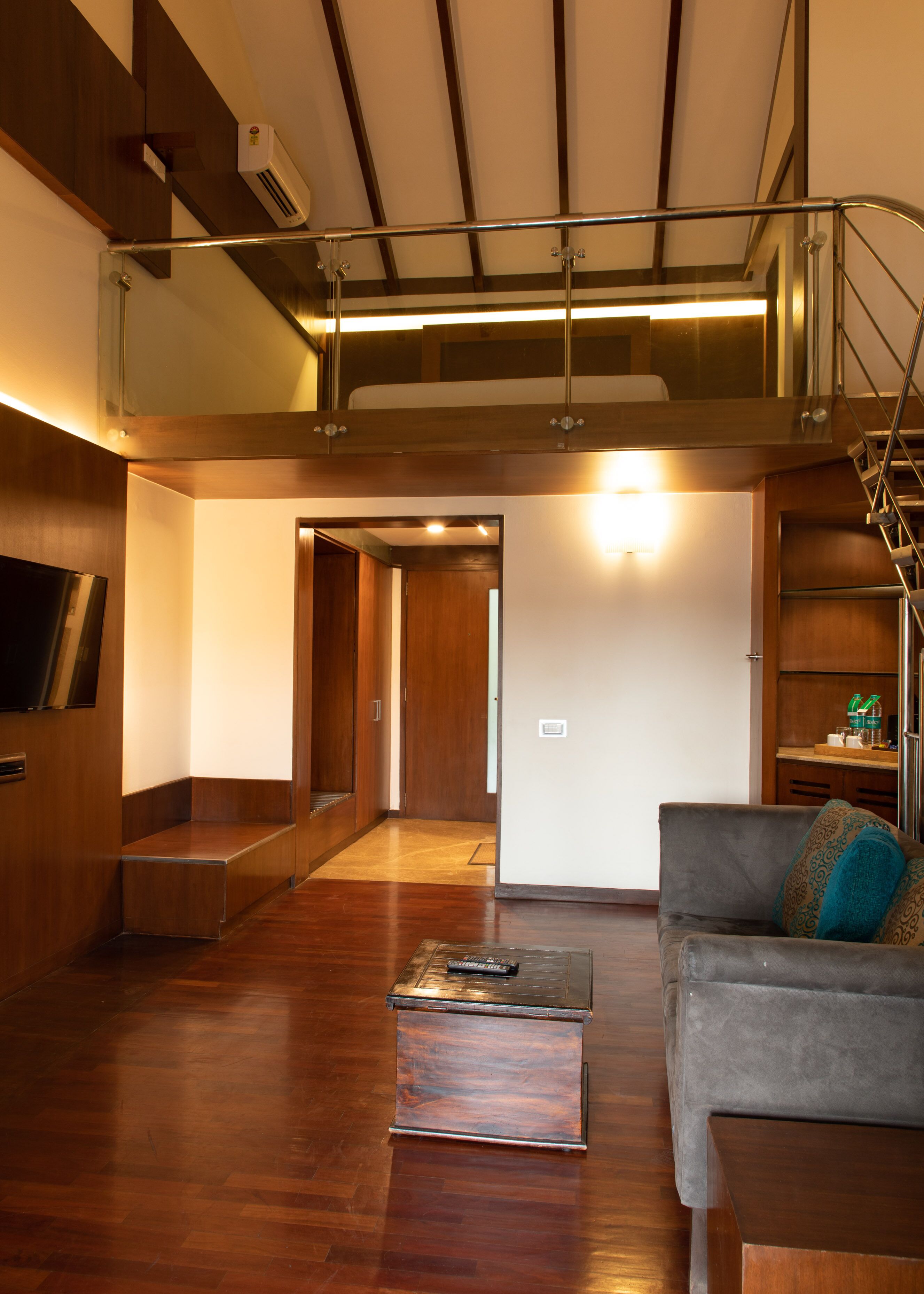 32-inch lcd tv with satellite channels, tv, video game console