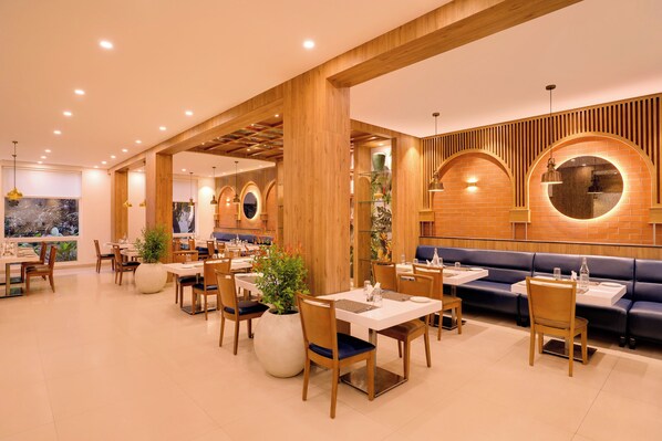 Breakfast, lunch and dinner served - Keys Prima by Lemon Tree Hotels, Katti-Ma, Chennai (Chennai)