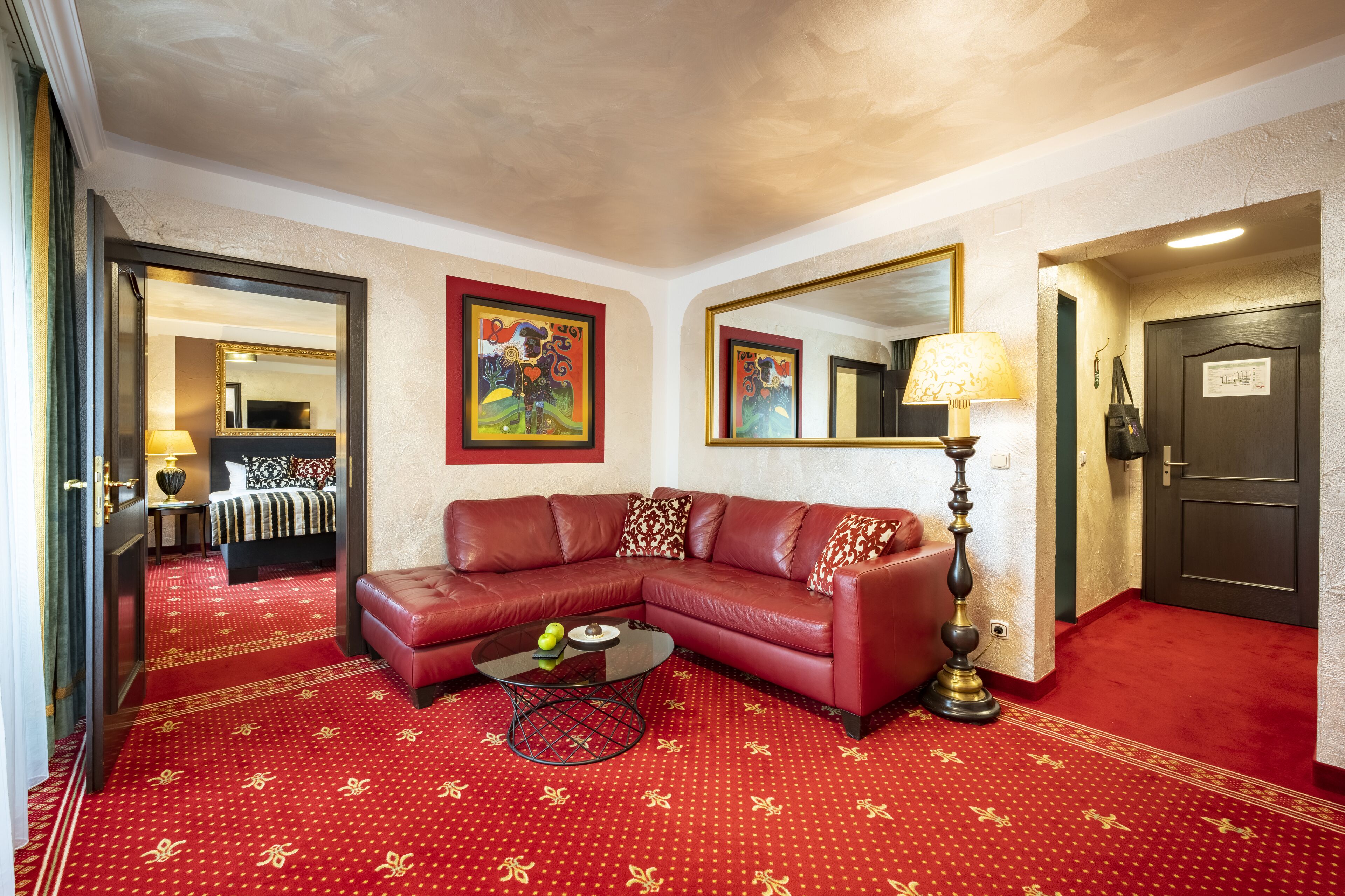 32-inch flat-screen tv with satellite channels, tv, first-run films