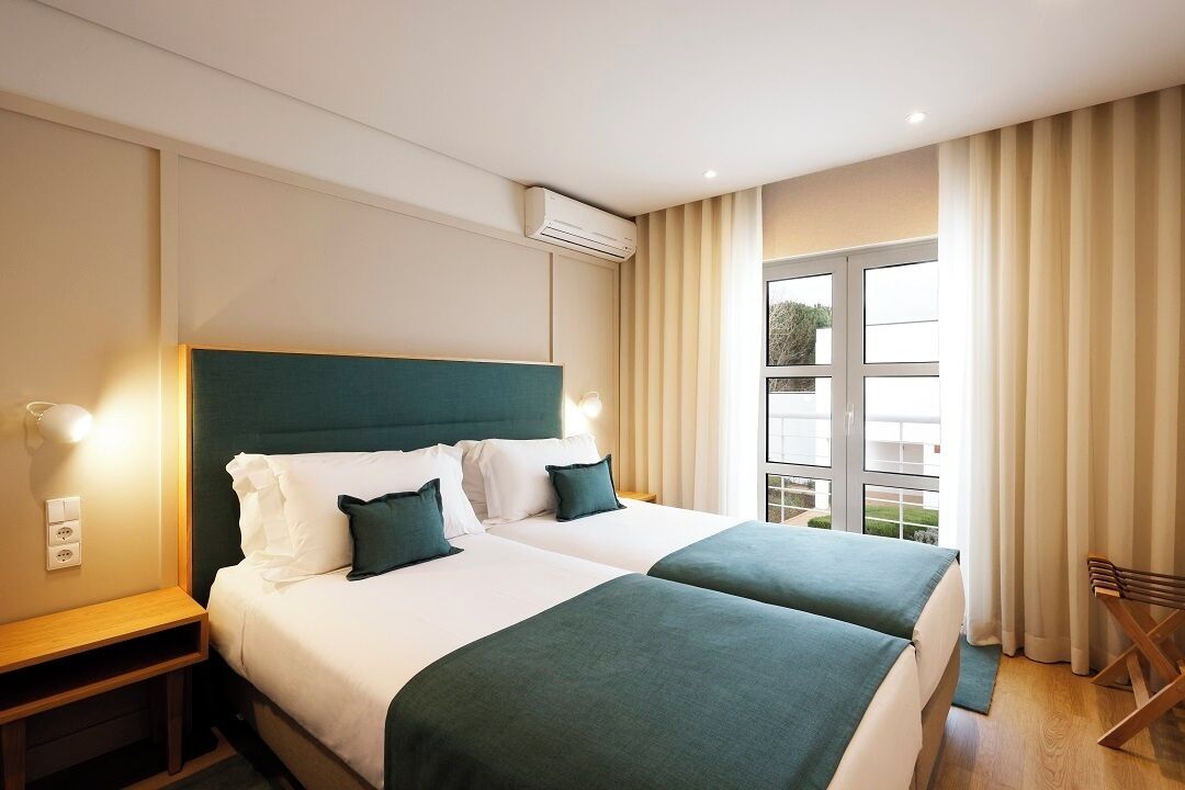 Apartamento, 3 habitaciones (6 adults + 2 children) | Minibar, caja fuerte, sistema de insonorización y ropa de cama