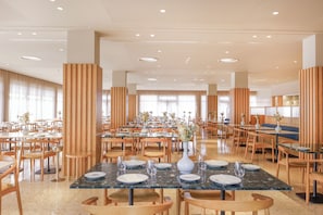 Lunch, dinner served; Regional cuisine, pool views  - Montebelo Aguieira Lake Resort & Spa (Mortagua)