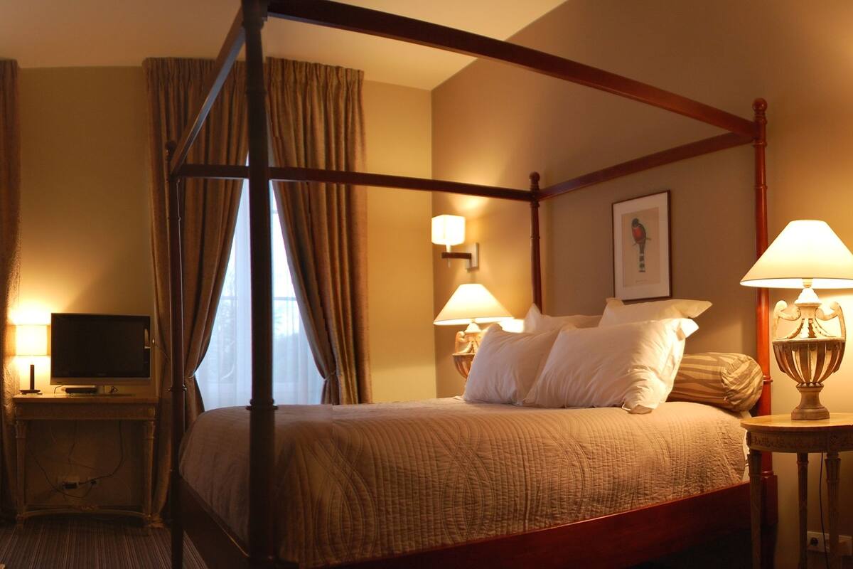 Superior Room | Minibar, in-room safe, desk, free WiFi