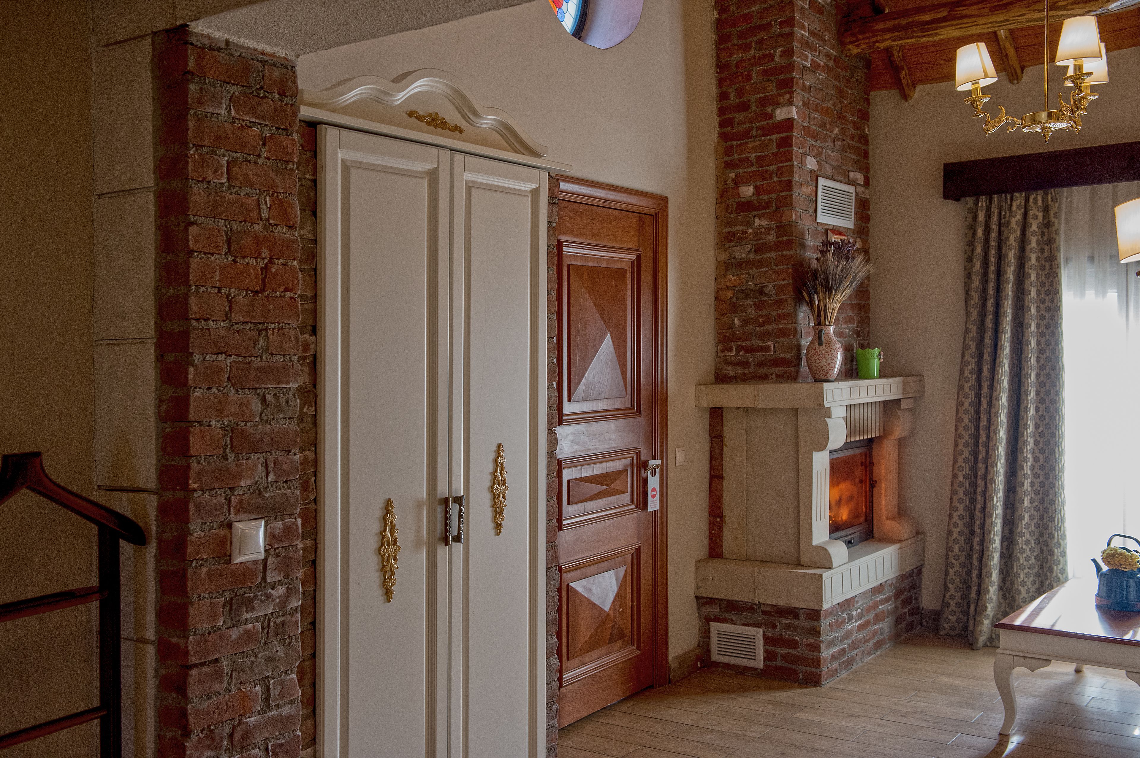 deluxe - jakuzi, somine | premium bedding, desk, laptop workspace, soundproofing