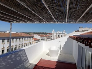 Panoramic Penthouse, Terrace, City View | Balcony - EvoraInn (Évora)