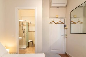 시티룸, 더블침대 1개, 전용 욕실, 시내 전망 | 다리미/다리미판, 무료 WiFi, 침대 시트