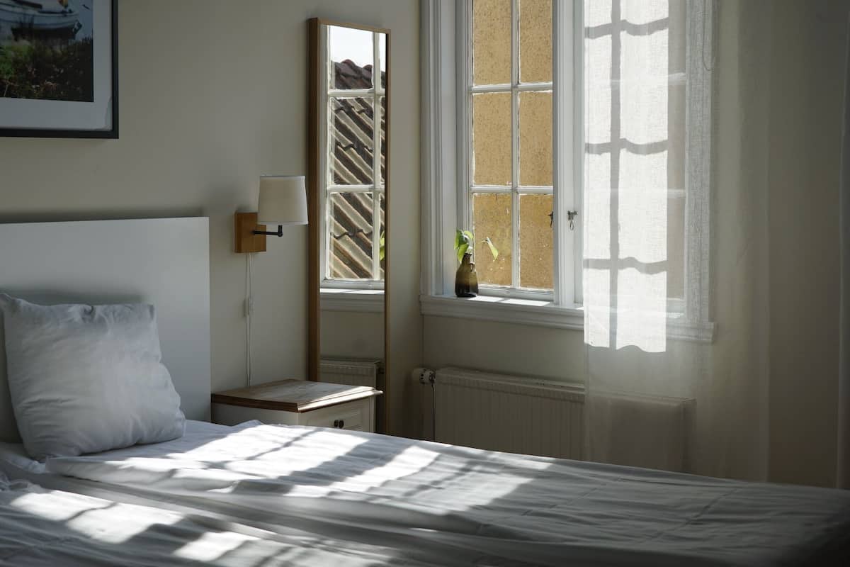 Double Room | Iron/ironing board, bed sheets