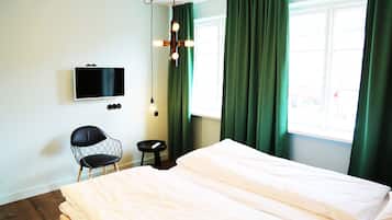 Superior tweepersoonskamer | Een strijkplank/strijkijzer, beddengoed