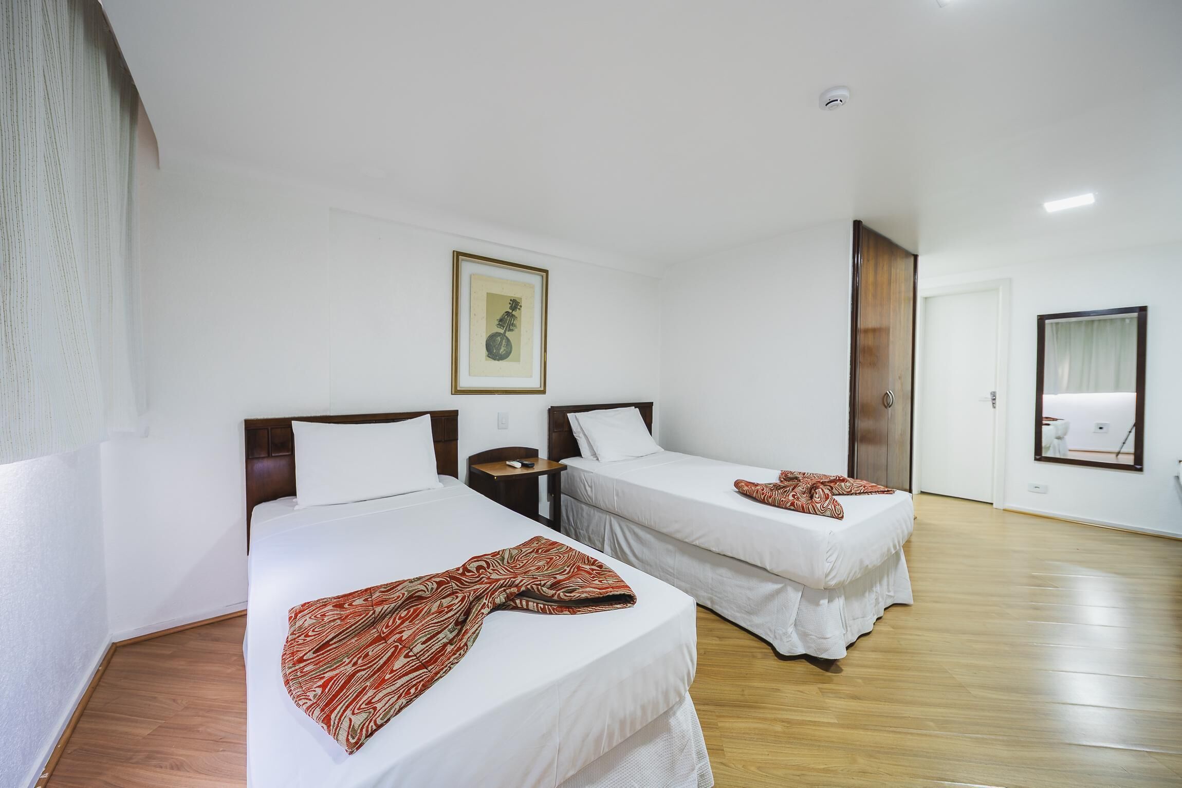 Select Comfort beds, in-room safe, desk, free WiFi